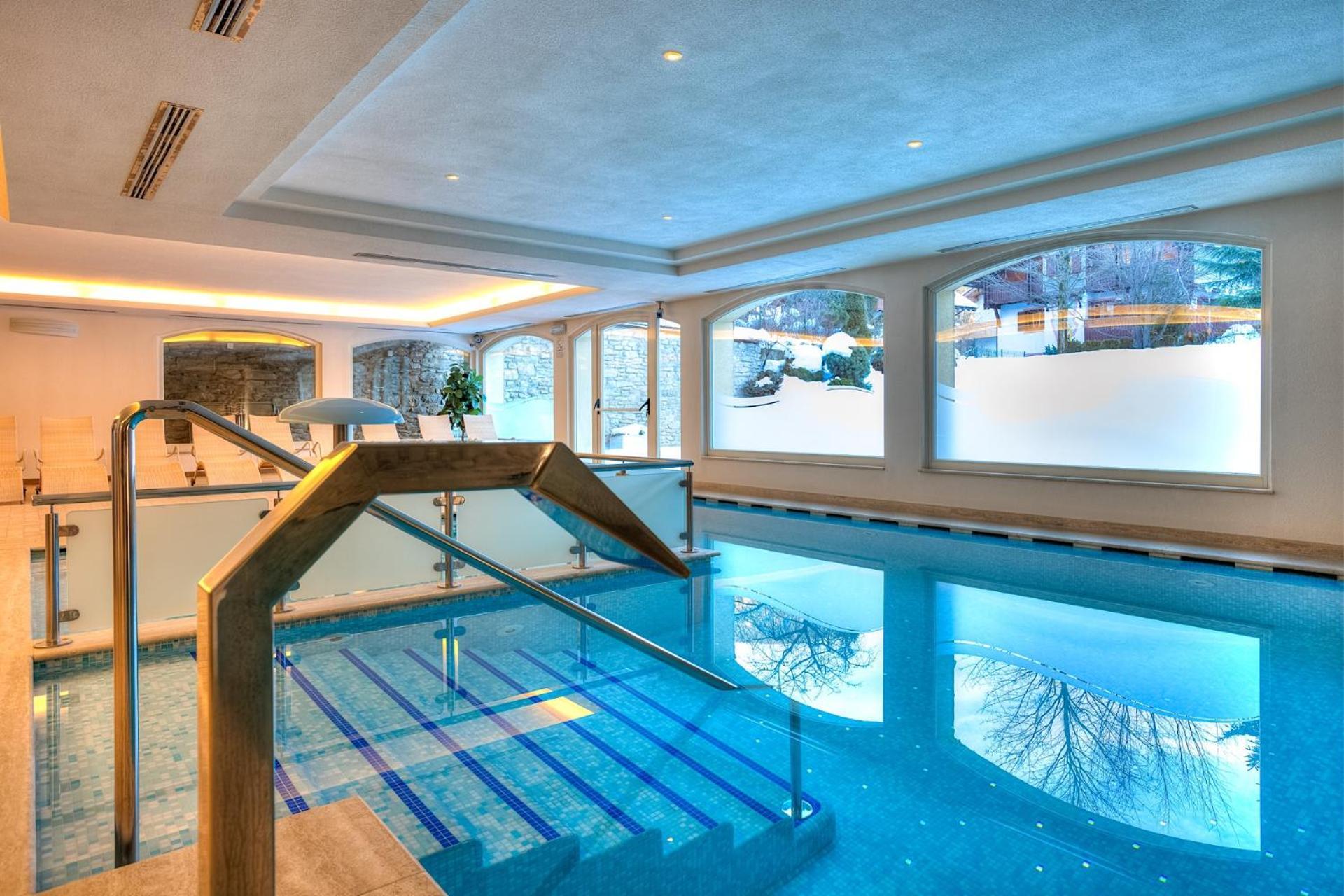 Beverly Alps Hotel & Spa Pinzolo Dış mekan fotoğraf